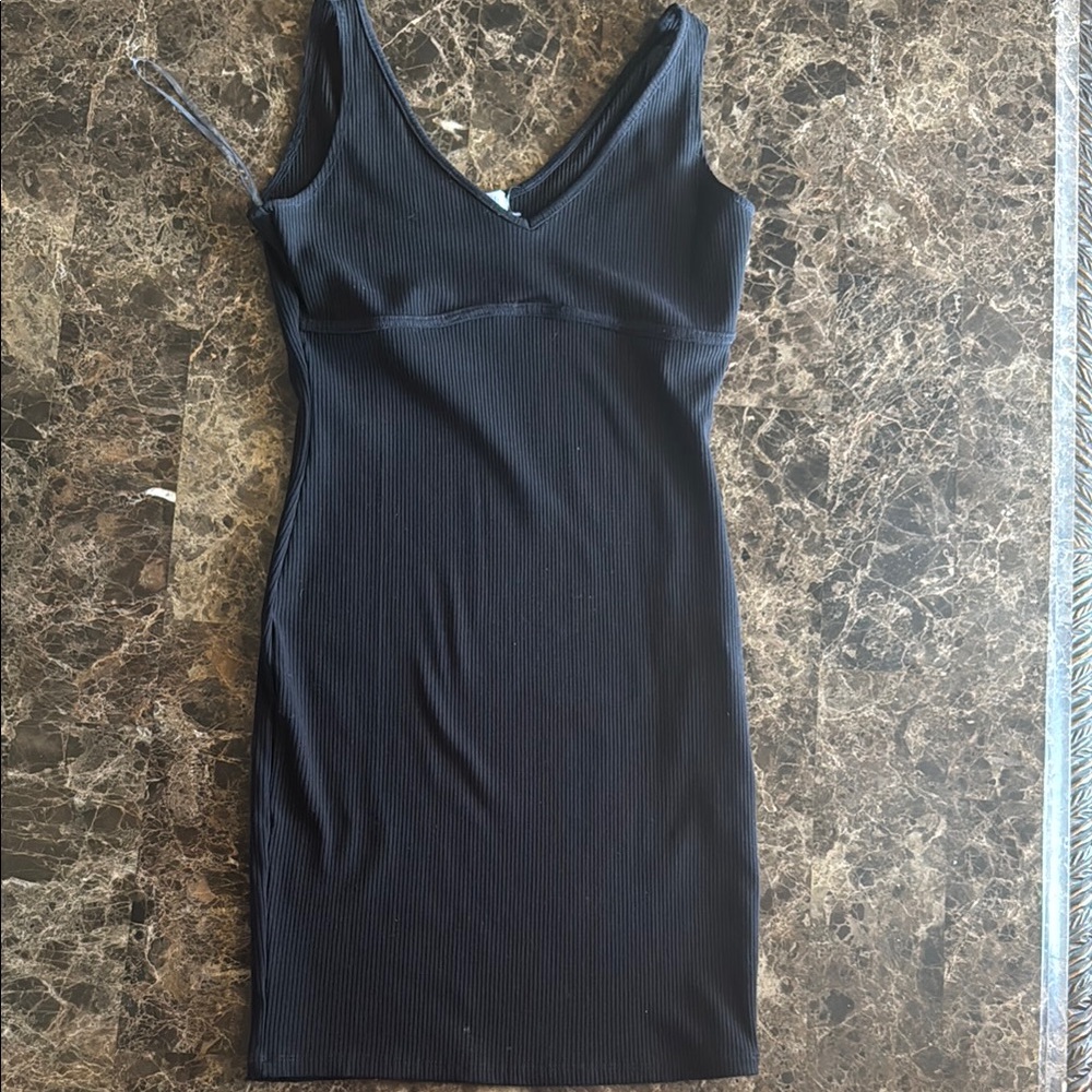 Black Sleeveless Ribbed Dress